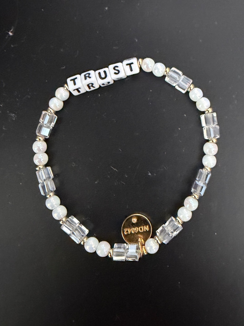 LWP TRUST Beaded Bracelet - White & Clear
